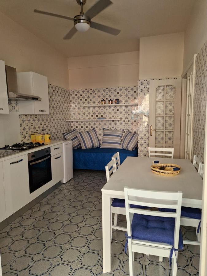 Luna Parcheggio Gratuito Apartment *
