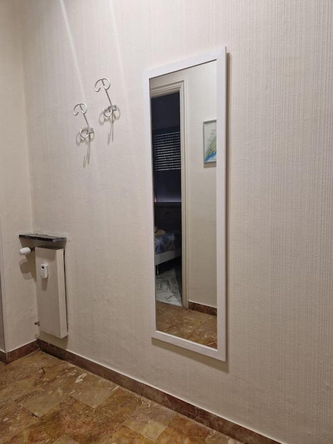 Luna Parcheggio Gratuito Apartment